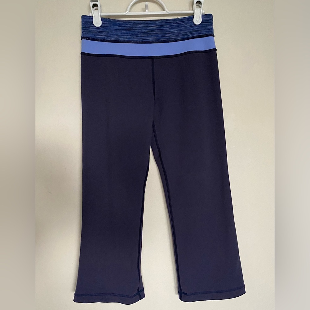 Lululemon Grey Capris Pants Women’s Small
